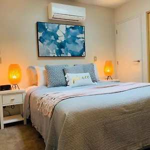 https://colombo-lodge.top-hotels-christchurch.com