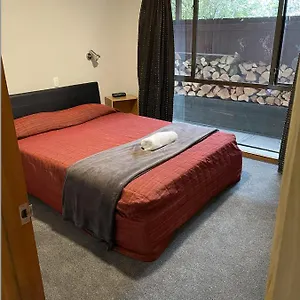 https://highway-inn.top-hotels-christchurch.com
